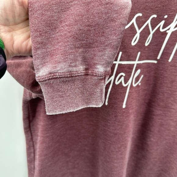 CHICKA-D Licensed Mississippi State distressed soft woman sweatshirt NWT S - Picture 4 of 13